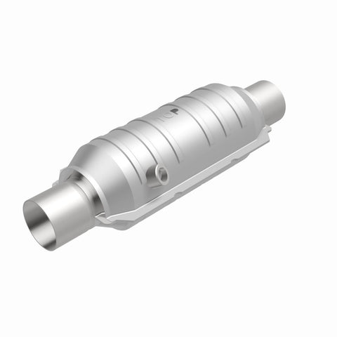 MagnaFlow Universal Catalytic Converter 2.25 OEM Angled O2