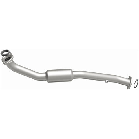MagnaFlow Direct Fit Catalytic Converter 2009-2012 Highlander 2.7 L Underbody