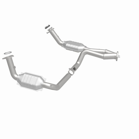 MagnaFlow DF Cat. Conv 02-06 Cadillac Truck. 8 5.3L Dual Conv. Y-Pipe Assy 2wd/Chevy Truck 99-07