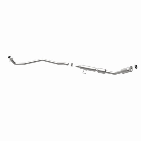 MagnaFlow Direct Fit Catalytic Converter 14-15 Toyota Corolla 1.8L