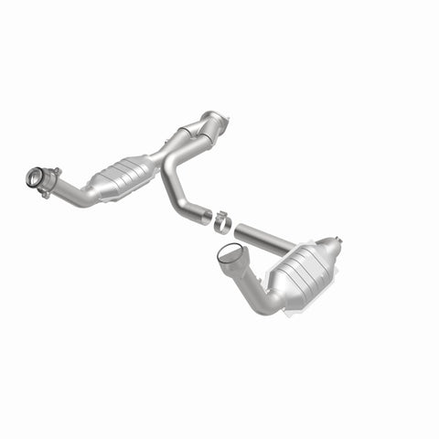 MagnaFlow DF Cat. Conv 02-06 Cadillac Truck. 8 5.3L Dual Conv. Y-Pipe Assy 2wd/Chevy Truck 99-07