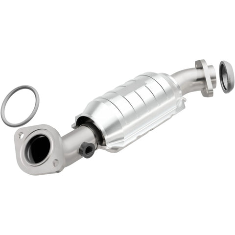 MagnaFlow Direct Fit Catalytic Converter 05-07 Cadillac CTS 3.6L D/S