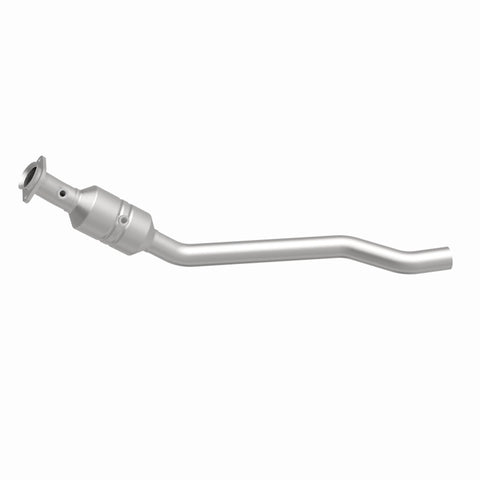 MagnaFlow Direct Fit Catalytic Converter 2011 Grand Cherokee 5.7L DS