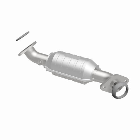 MagnaFlow Direct Fit Catalytic Converter 05-07 Cadillac CTS 3.6L D/S