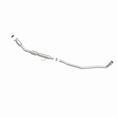 MagnaFlow Direct Fit Catalytic Converter 14-15 Toyota Corolla 1.8L