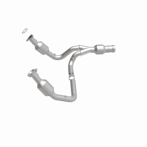 MagnaFlow Converter Direct Fit 2015 GMC Yukon XL V8 6.2L