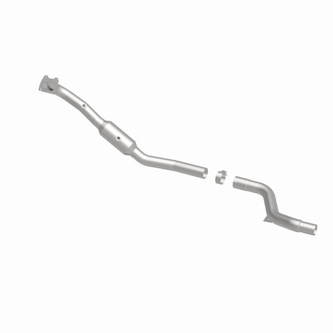 MagnaFlow Right Side Direct Fit Catalytic Converter 15-17 Chrysler 300 3.6L (4-Bolt Flange)