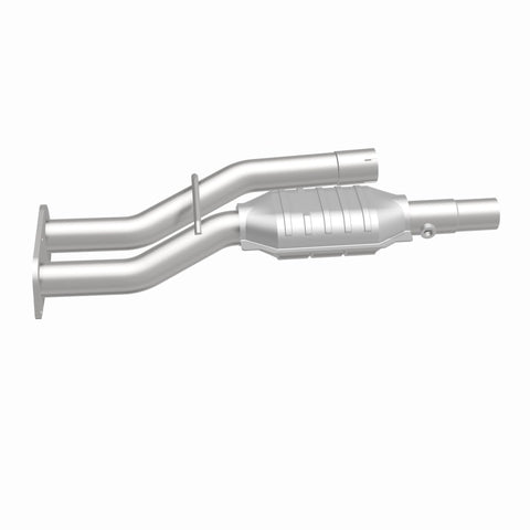MagnaFlow Direct Fit Catalytic Converter 98 GM Truck 5.7L
