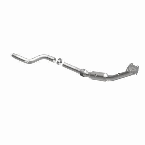MagnaFlow Left Side Direct Fit Catalytic Converter 15-17 Chrysler 300 3.6L (4-Bolt Flange)