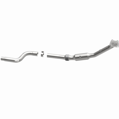 MagnaFlow Left Side Direct Fit Catalytic Converter 15-17 Chrysler 300 3.6L (4-Bolt Flange)