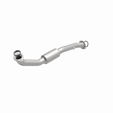 MagnaFlow Direct Fit Catalytic Converter 2009-2012 Highlander 2.7 L Underbody