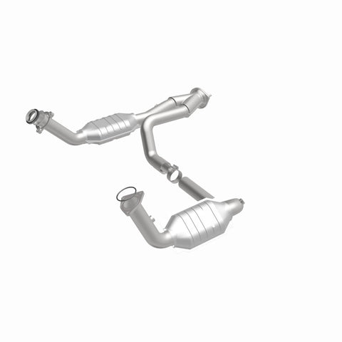 MagnaFlow DF Cat. Conv 02-06 Cadillac Truck. 8 5.3L Dual Conv. Y-Pipe Assy 2wd/Chevy Truck 99-07