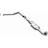MagnaFlow Direct Fit Catalytic Converter 01-04 Toyota Sequoia 4.7L D/S