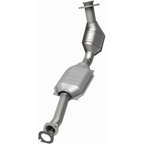 MagnaFlow Direct Fit Catalytic Converter 03-05 Crown Vic 4.6 D/S OEM