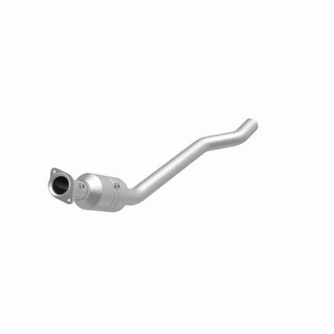 MagnaFlow Direct Fit Catalytic Converter 2011 Grand Cherokee 5.7L DS