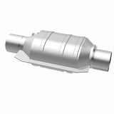 MagnaFlow Universal Catalytic Converter 2.25 W/Single O2 Boss