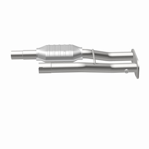 MagnaFlow Direct Fit Catalytic Converter 98 GM Truck 5.7L