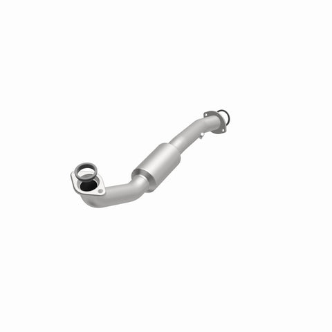 MagnaFlow Direct Fit Catalytic Converter 2009-2012 Highlander 2.7 L Underbody