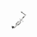 MagnaFlow Direct Fit Catalytic Converter 01-04 Toyota Sequoia 4.7L D/S