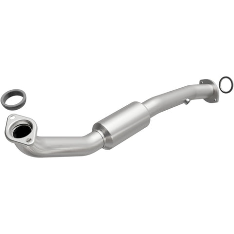 MagnaFlow Direct Fit Catalytic Converter 2009-2012 Highlander 2.7 L Underbody