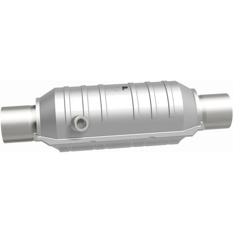 MagnaFlow Universal Catalytic Converter 2.25 OEM Angled O2