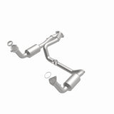 MagnaFlow DF Catalytic Conv OEM 2005 GMC Sierra/Chevrolet Silverado 1500/Cadillac Escalade Underbody