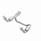 MagnaFlow DF Catalytic Conv OEM 2005 GMC Sierra/Chevrolet Silverado 1500/Cadillac Escalade Underbody