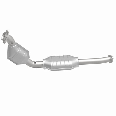 MagnaFlow Direct Fit Catalytic Converter 03-05 Crown Vic 4.6 P/S OEM