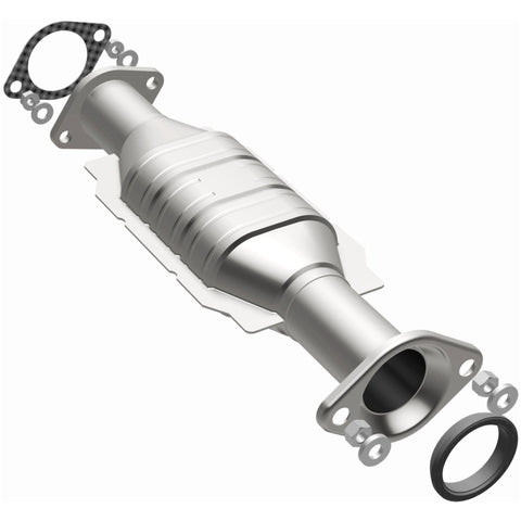 MagnaFlow Direct Fit Catalytic Converter 01-02 Montero 3.5L Rear