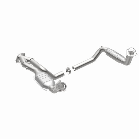 MagnaFlow DF Cat. Conv 02-06 Cadillac Truck. 8 5.3L Dual Conv. Y-Pipe Assy 2wd/Chevy Truck 99-07