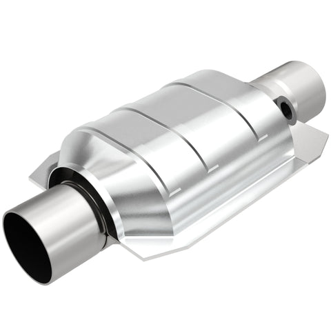 MagnaFlow Universal Catalytic Converter 2.25 W/Single O2 Boss