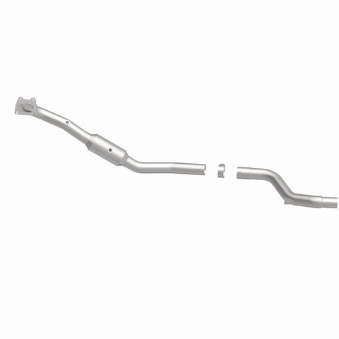 MagnaFlow Right Side Direct Fit Catalytic Converter 15-17 Chrysler 300 3.6L (4-Bolt Flange)
