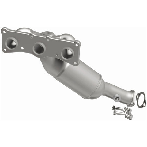 MagnaFlow Direct Fit Catalytic Converter BMW 3 06-09 Rear OEM