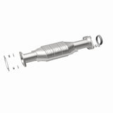 MagnaFlow Direct Fit Catalytic Converter 01-02 Montero 3.5L Rear