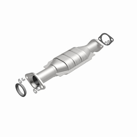 MagnaFlow Direct Fit Catalytic Converter 01-02 Montero 3.5L Rear