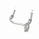 MagnaFlow DF Catalytic Conv OEM 2005 GMC Sierra/Chevrolet Silverado 1500/Cadillac Escalade Underbody