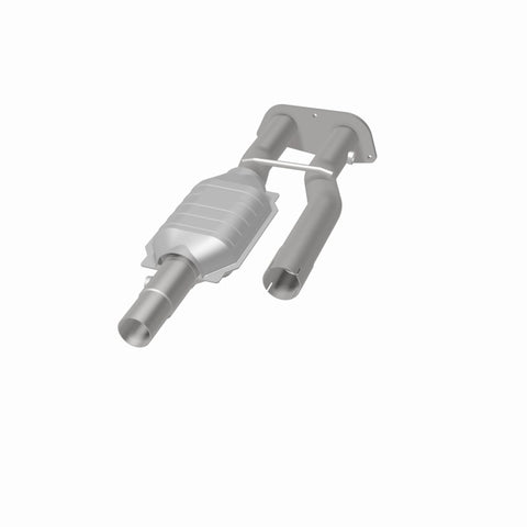 MagnaFlow Direct Fit Catalytic Converter 98 GM Truck 5.7L