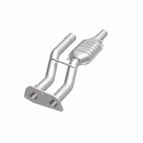 MagnaFlow Direct Fit Catalytic Converter 98 GM Truck 5.7L